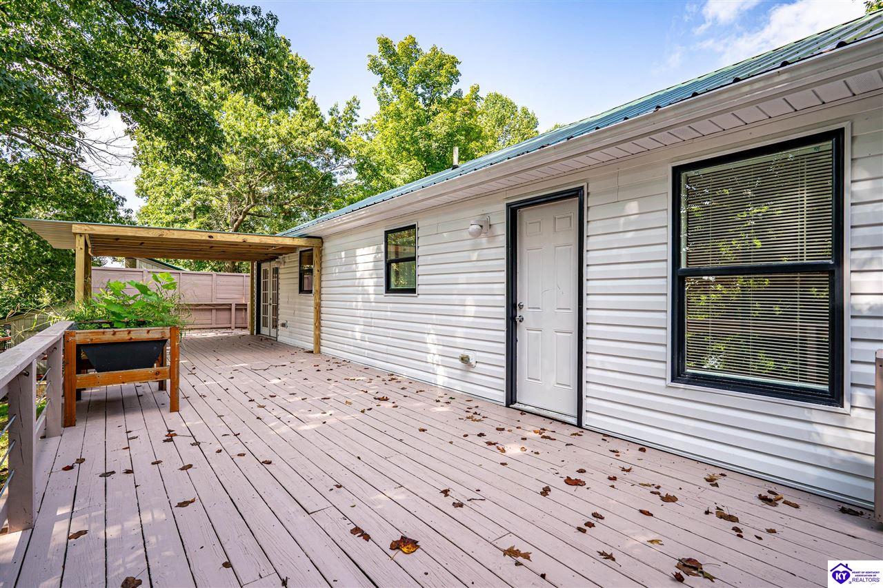 405 Lake Haven Loop McDaniels, KY 40152 #1