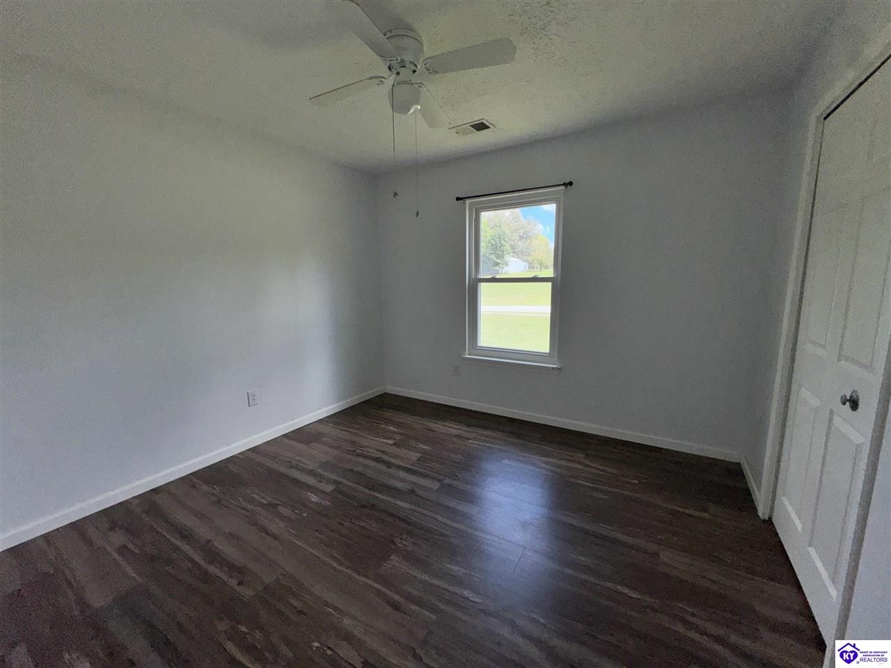 2250 Hill Street Vine Grove, KY 40175 #4