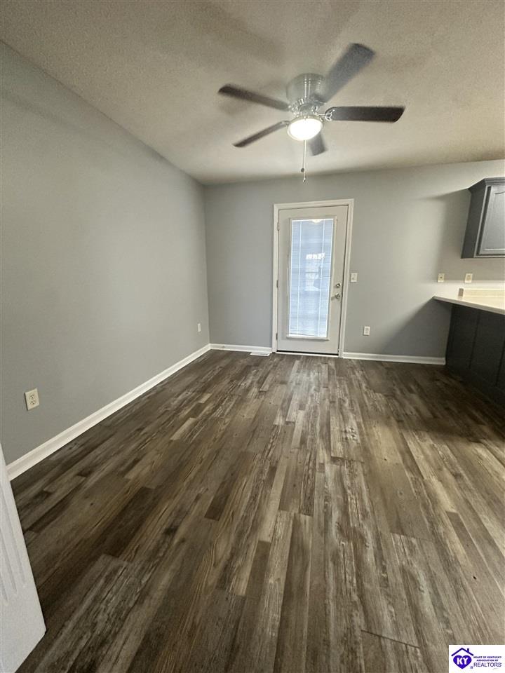 708 Clear Spring Court Elizabethtown, KY 42701 #3