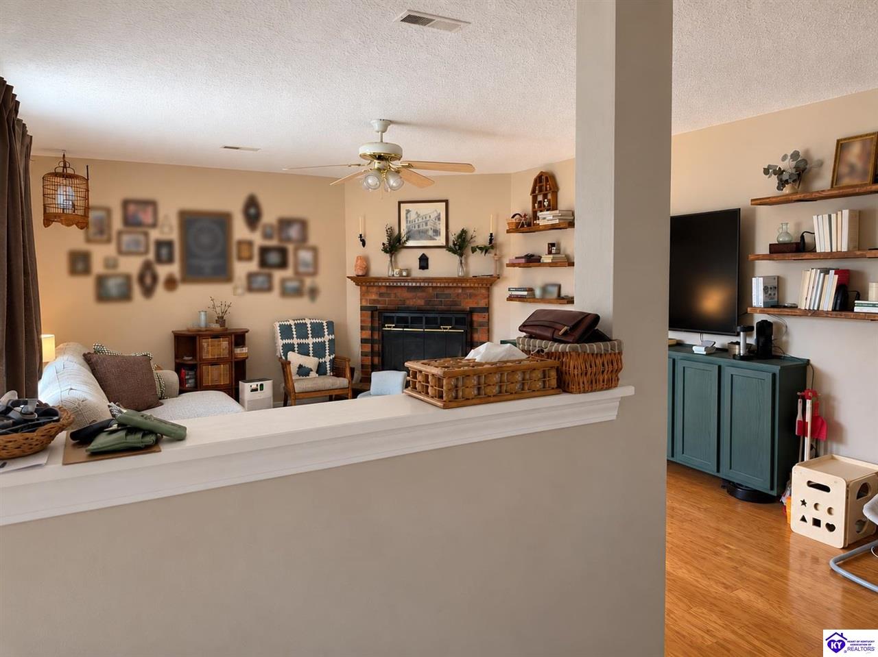 102 Heather Court Radcliff, KY 40160 #2