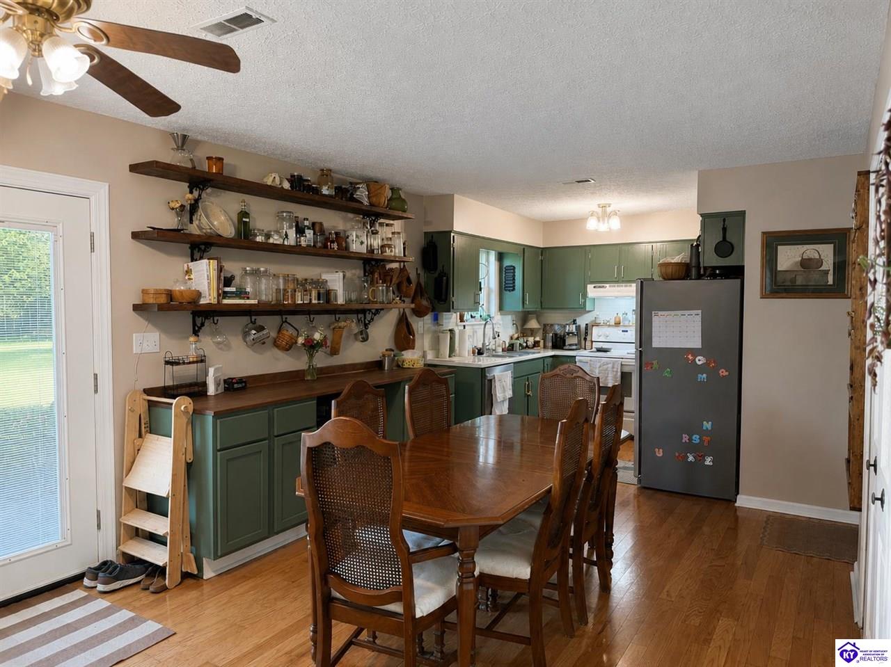 102 Heather Court Radcliff, KY 40160 #3