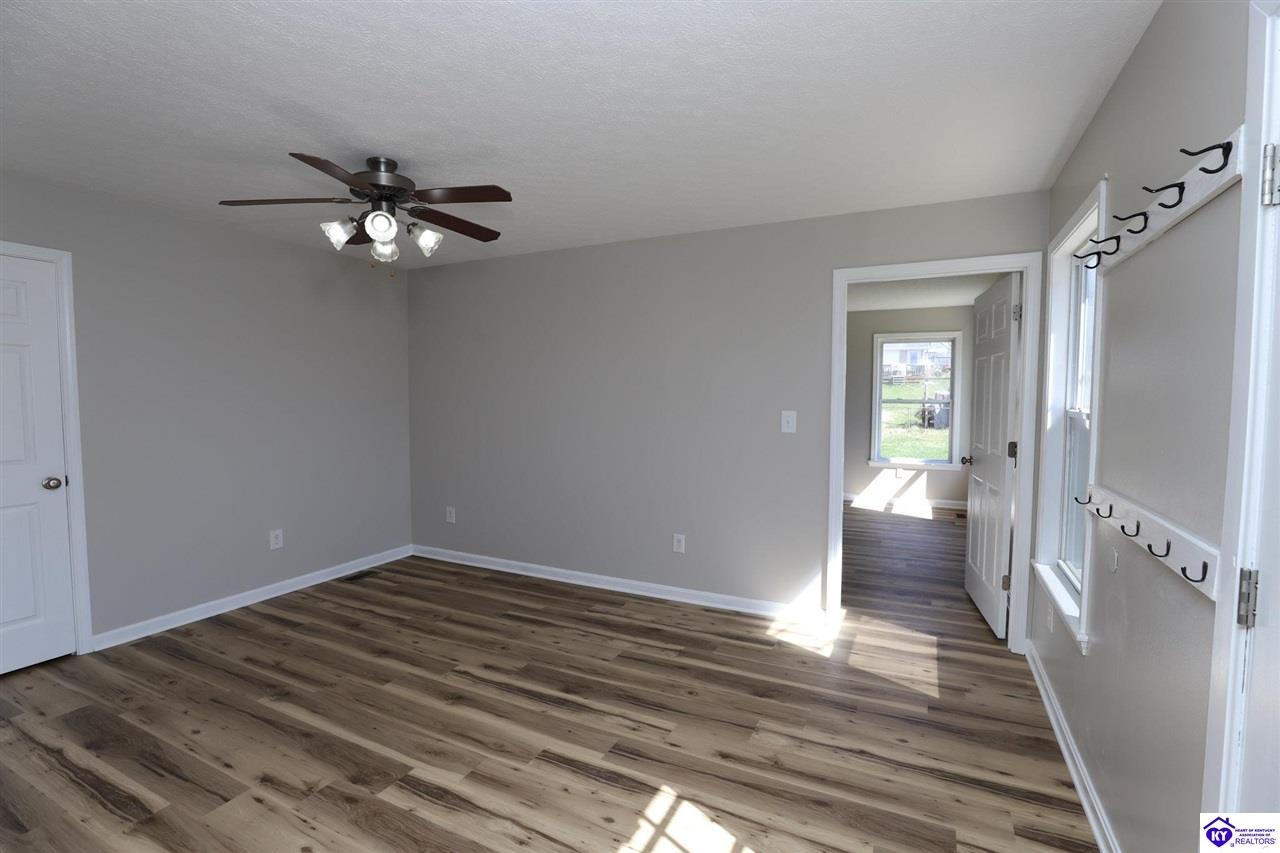 414 S Mill Street Vine Grove, KY 40175 #2