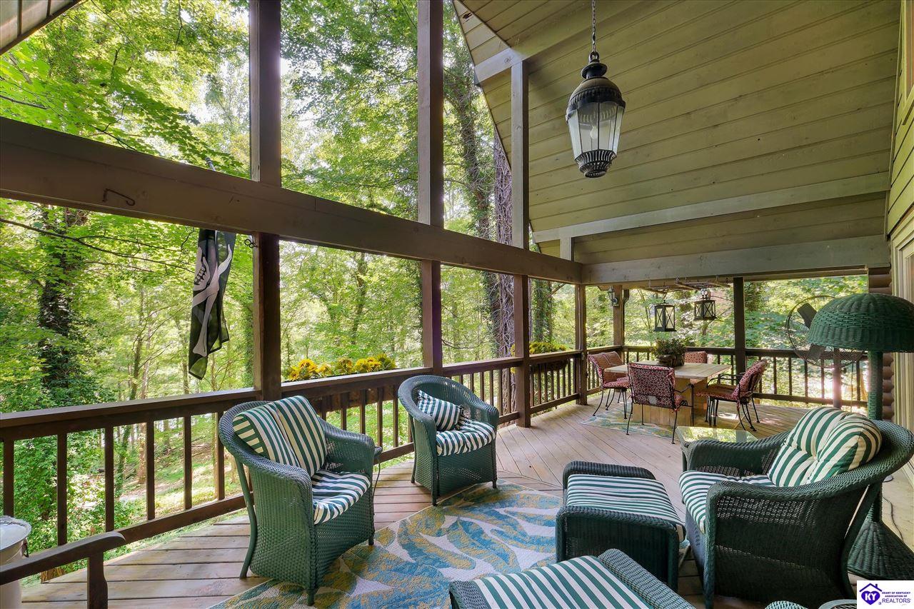 999 Penn Run Road Bee Spring, KY 42207 #1