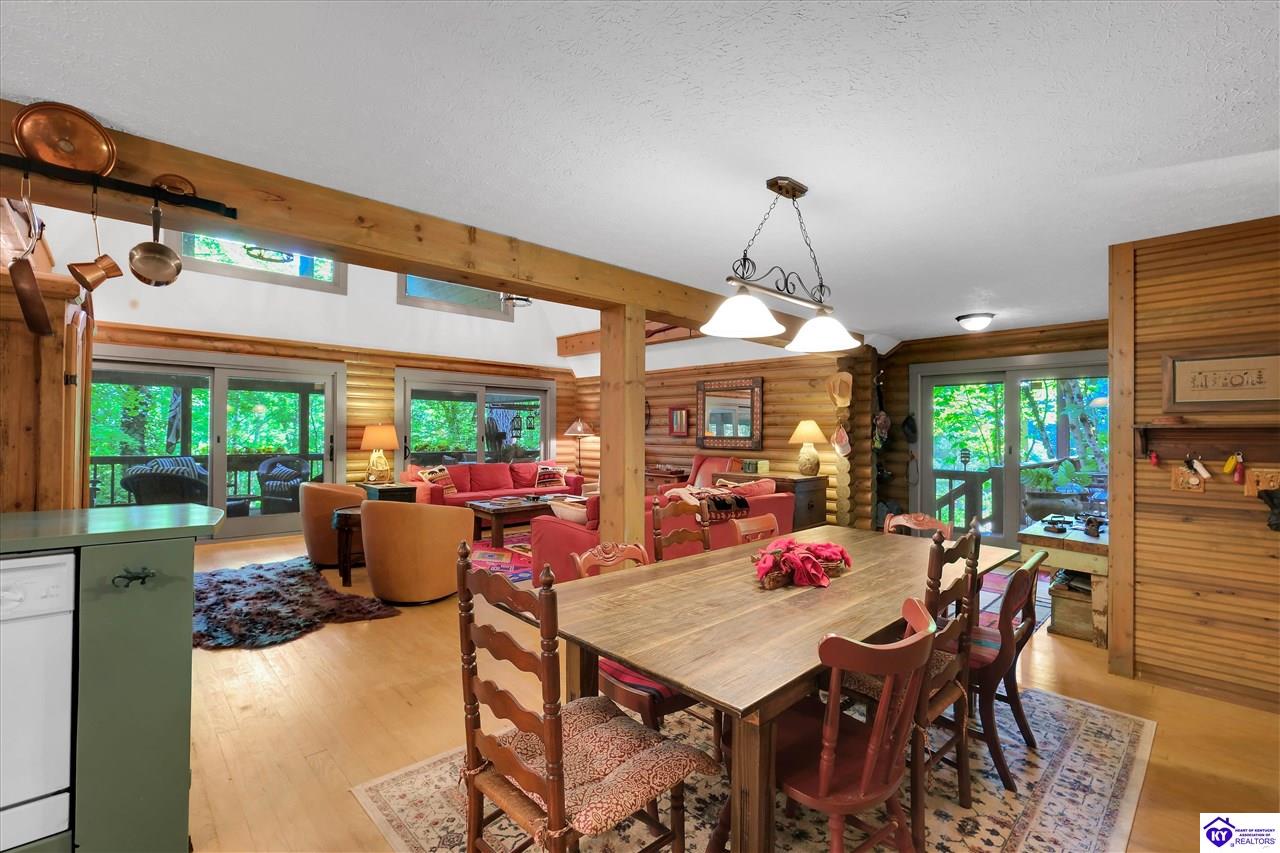 999 Penn Run Road Bee Spring, KY 42207 #4