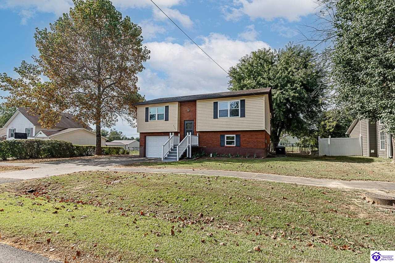 2669 N Lake Road North Radcliff, KY 40160 #1
