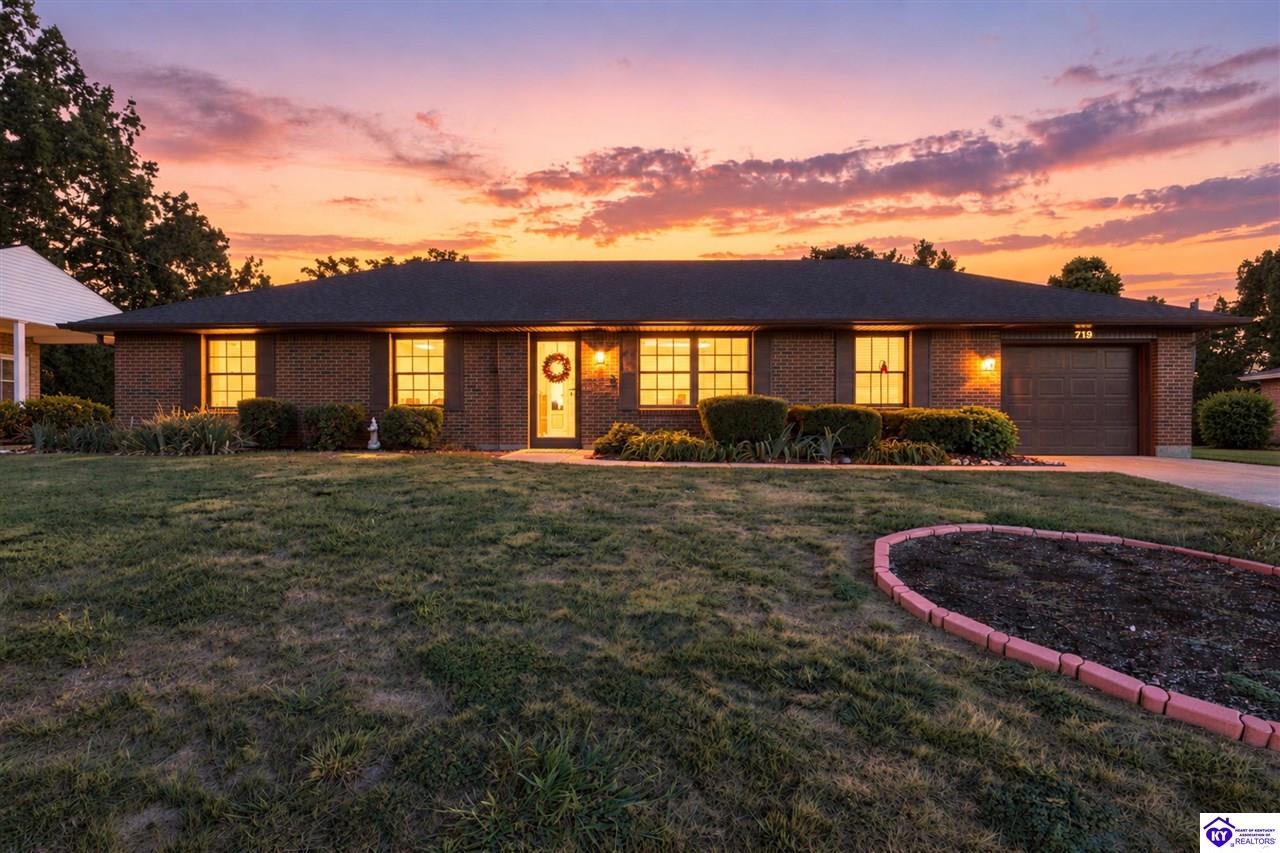 718 Carolyn StreetRadcliff,&nbsp;KY&nbsp;40160