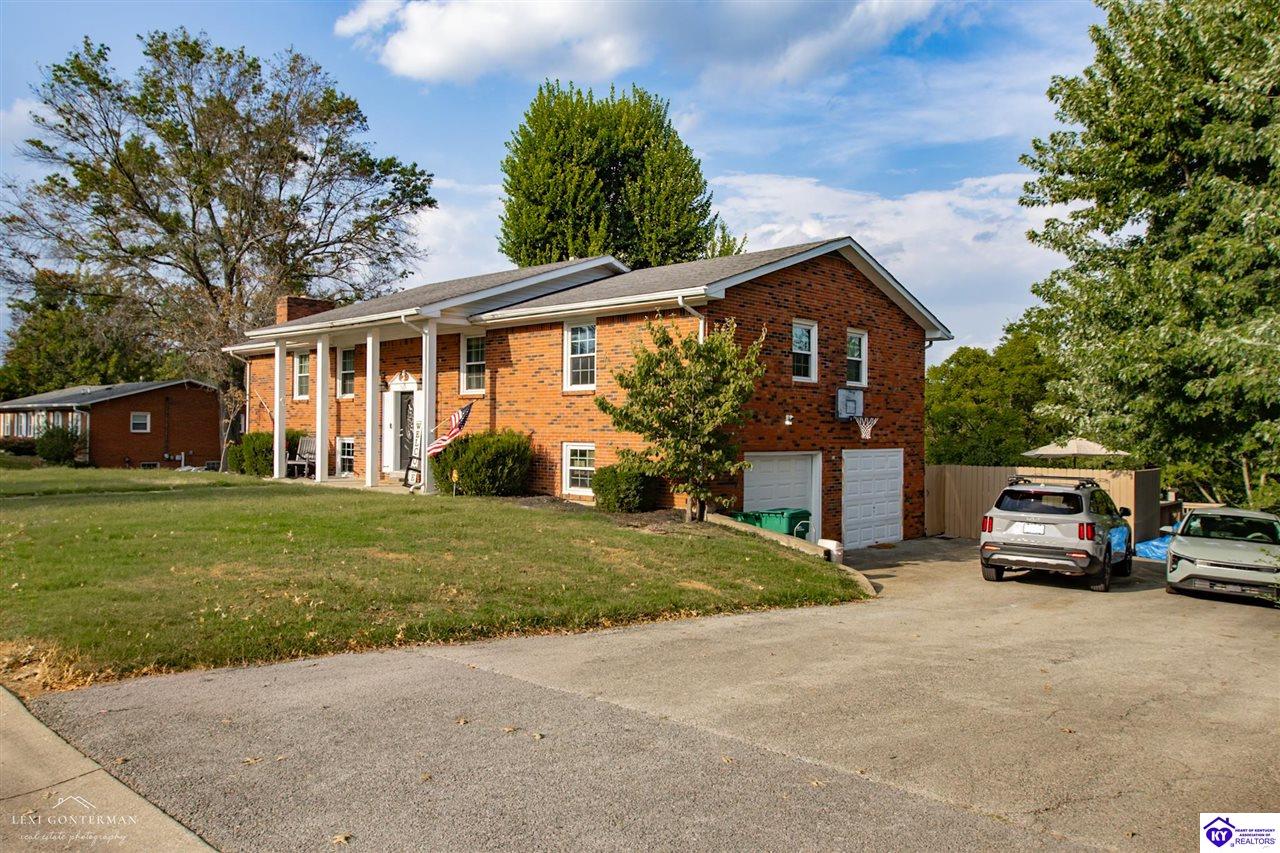 605 El Dorado Drive Elizabethtown, KY 42701 #1