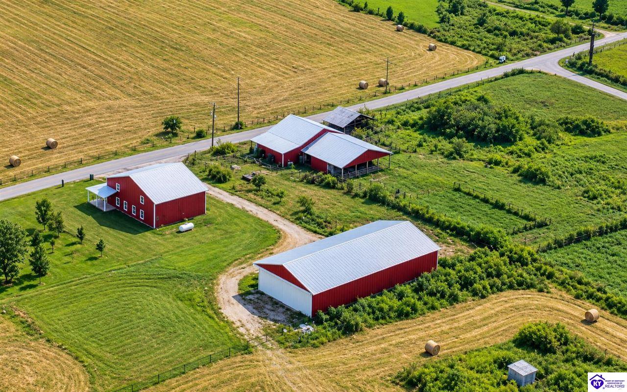 1197 Parkers Grove Spur Road Hodgenville, KY 42748 #1