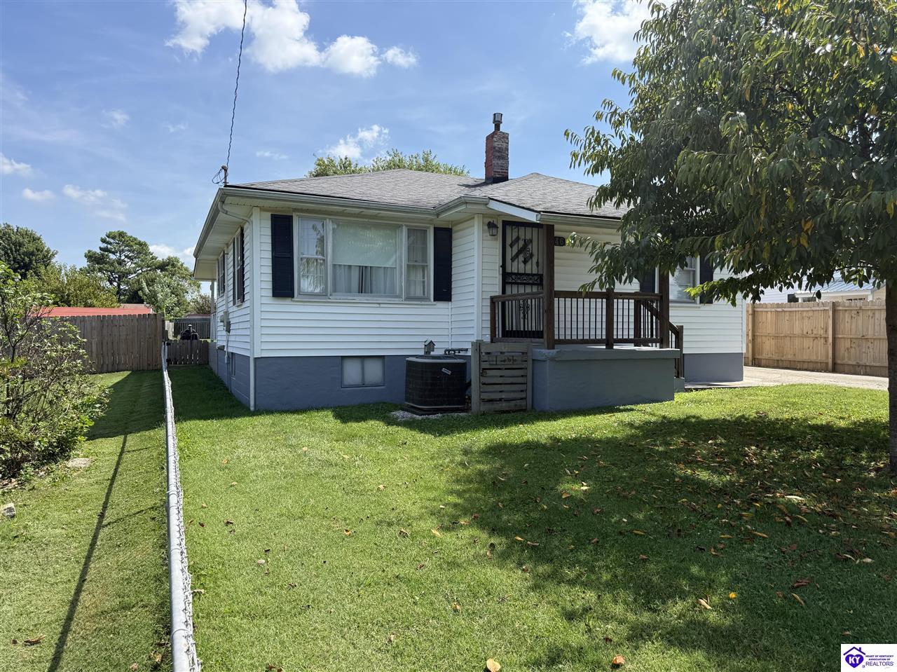 46 Lakeview Drive Eminence, KY 40019 #1