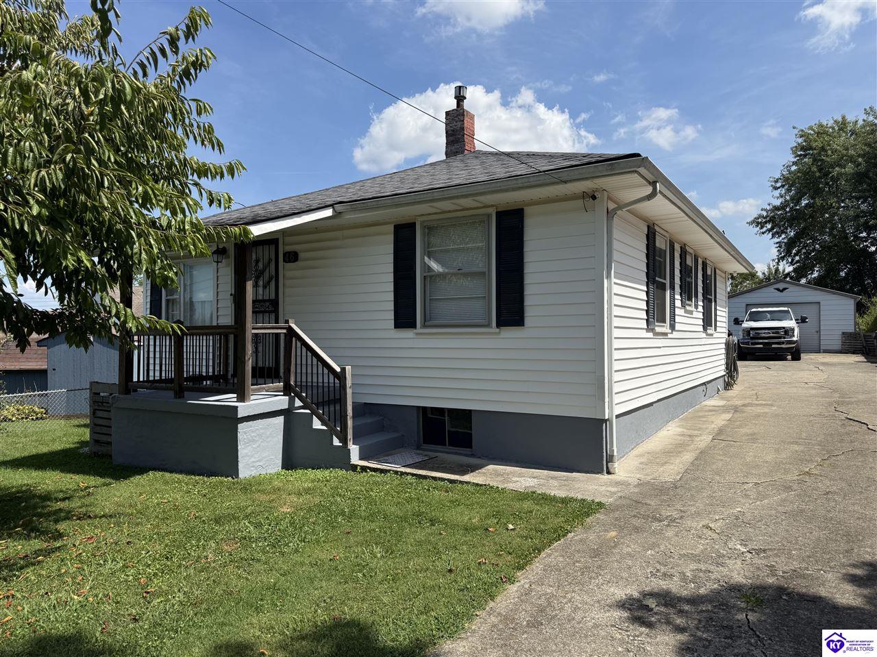 46 Lakeview Drive Eminence, KY 40019 #2
