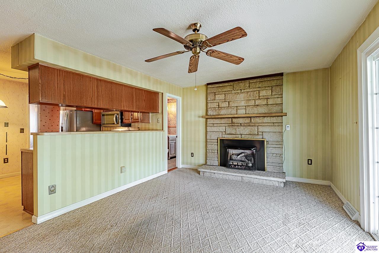 930 Robin Circle Radcliff, KY 40160 #2
