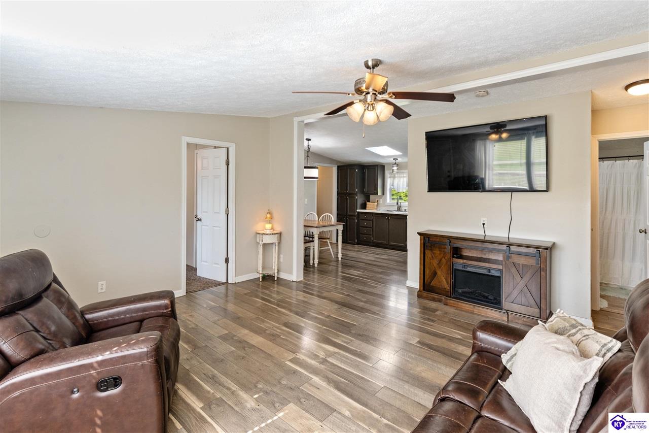 116 Gardener Drive Vine Grove, KY 40175 #2