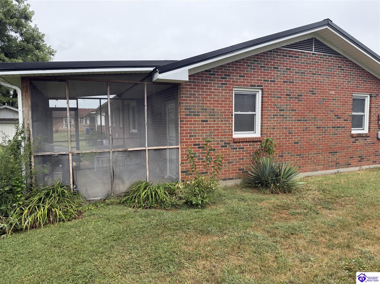 206 Sheridan Drive Campbellsville, KY 42718 #4