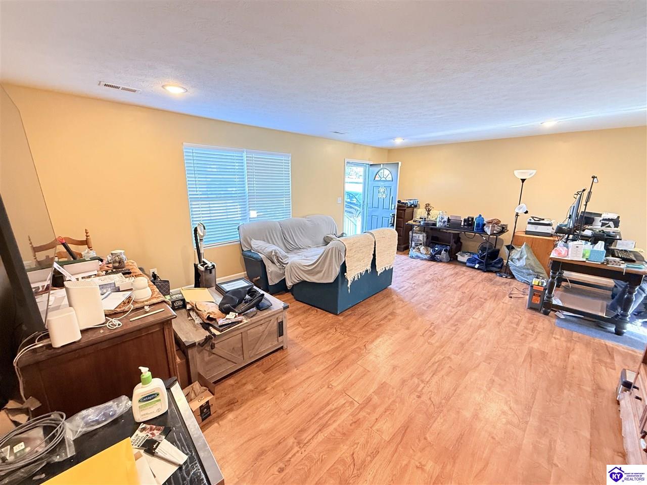 147 Casablanca Court Cecilia, KY 42724 #2