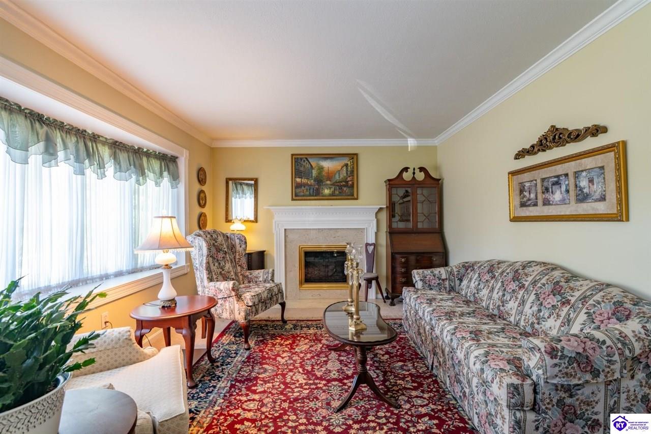 8201 Terry Road Louisville, KY 40258 #4