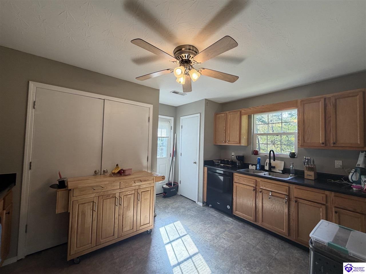 392 Cedar Glen Lane Radcliff, KY 40160 #3