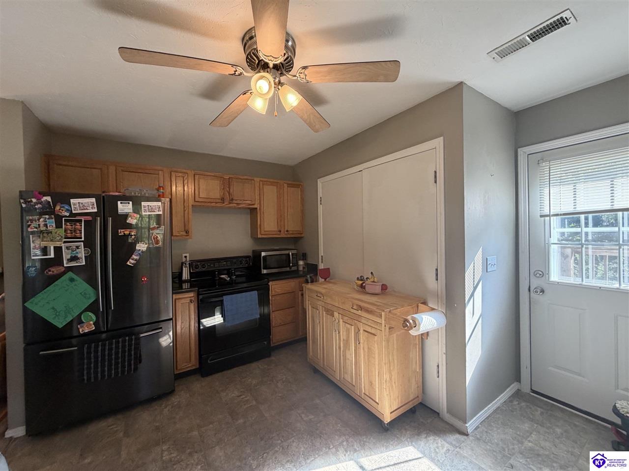 392 Cedar Glen Lane Radcliff, KY 40160 #4
