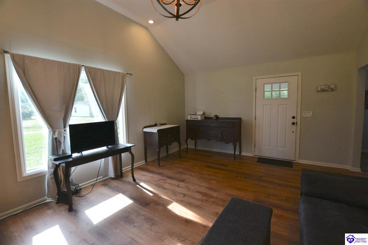 127 Carter Avenue Cecilia, KY 42724 #1