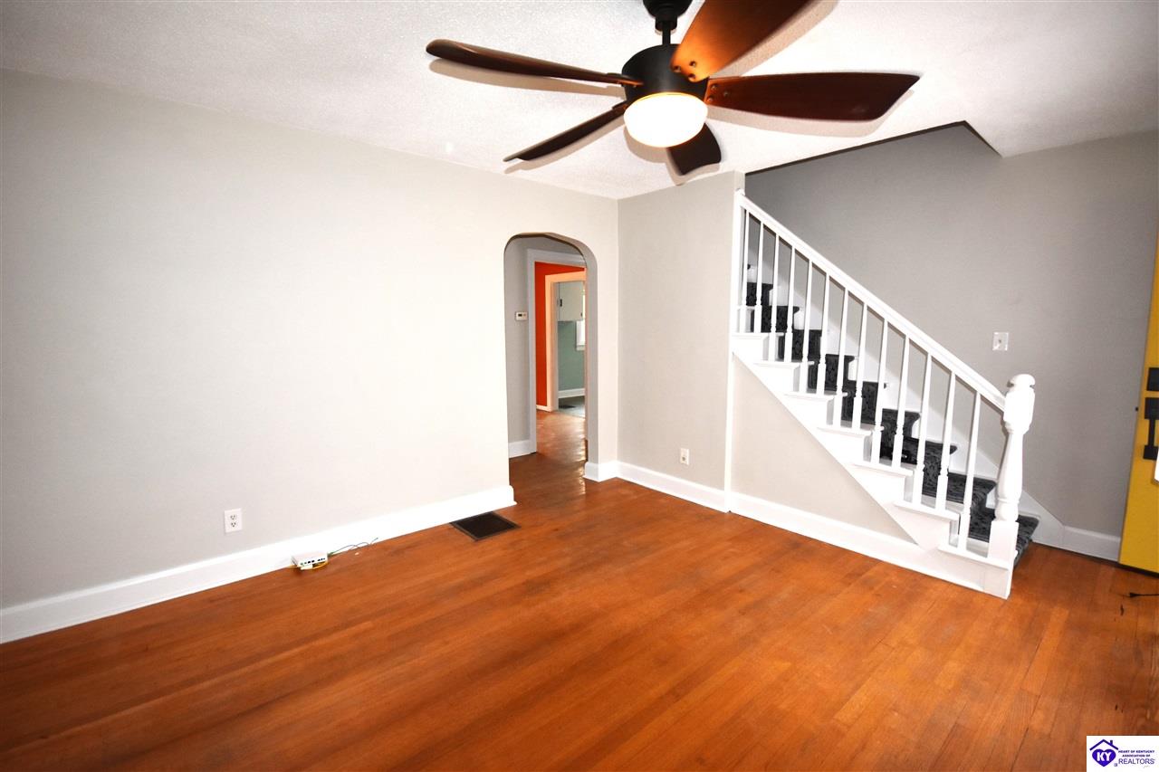 109 Patterson Street Elizabethtown, KY 42701 #4
