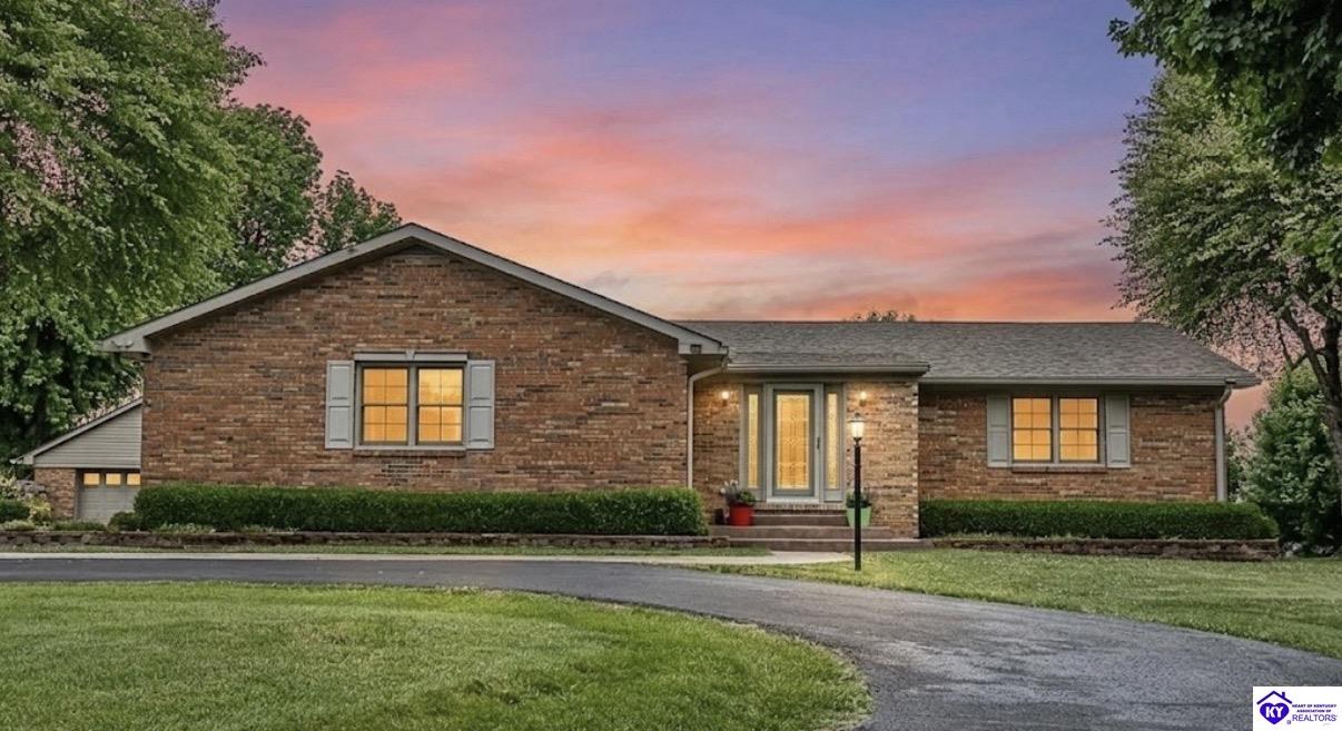 696 Pine Valley DriveElizabethtown,&nbsp;KY&nbsp;42701
