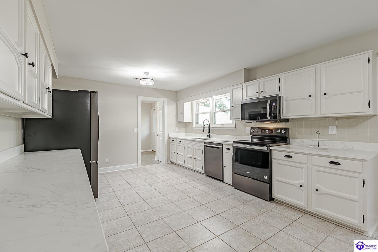 696 Pine Valley Drive Elizabethtown, KY 42701 #4