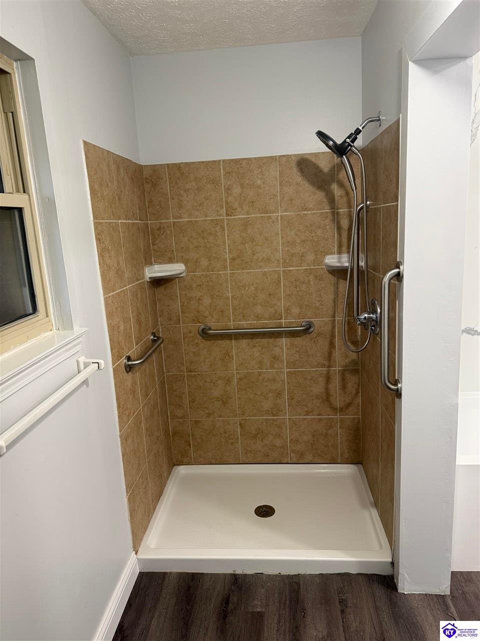 1734 Holly Court Radcliff, KY 40160 #2