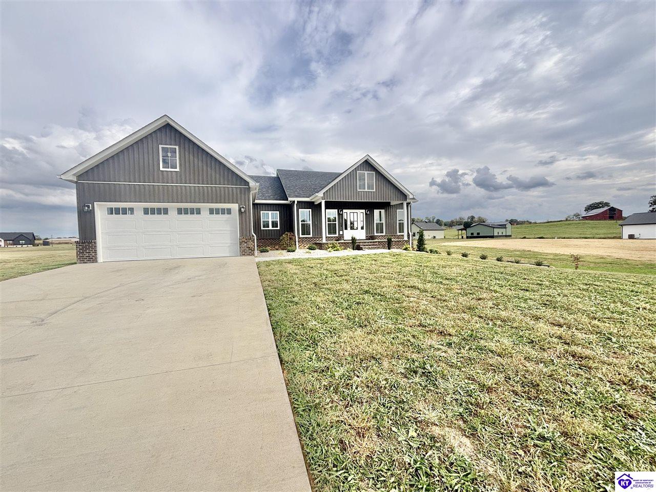 58 Clyde RoadCampbellsville,&nbsp;KY&nbsp;42718