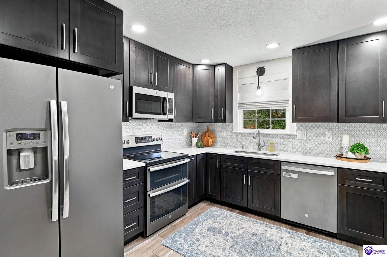 105 Lindsey Court Brandenburg, KY 40108 #3