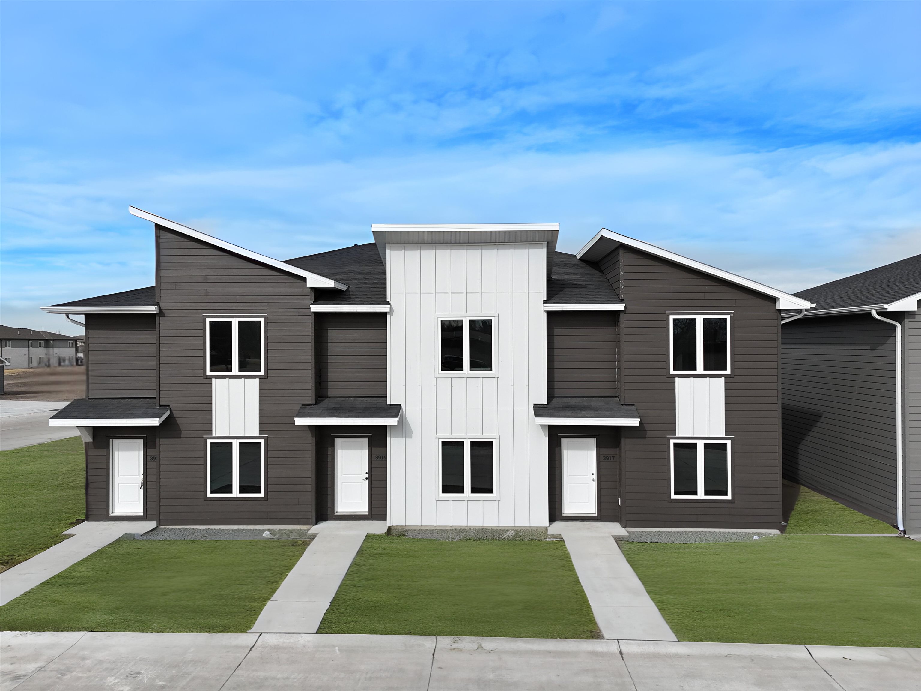 3917-3919-3921 W A Street