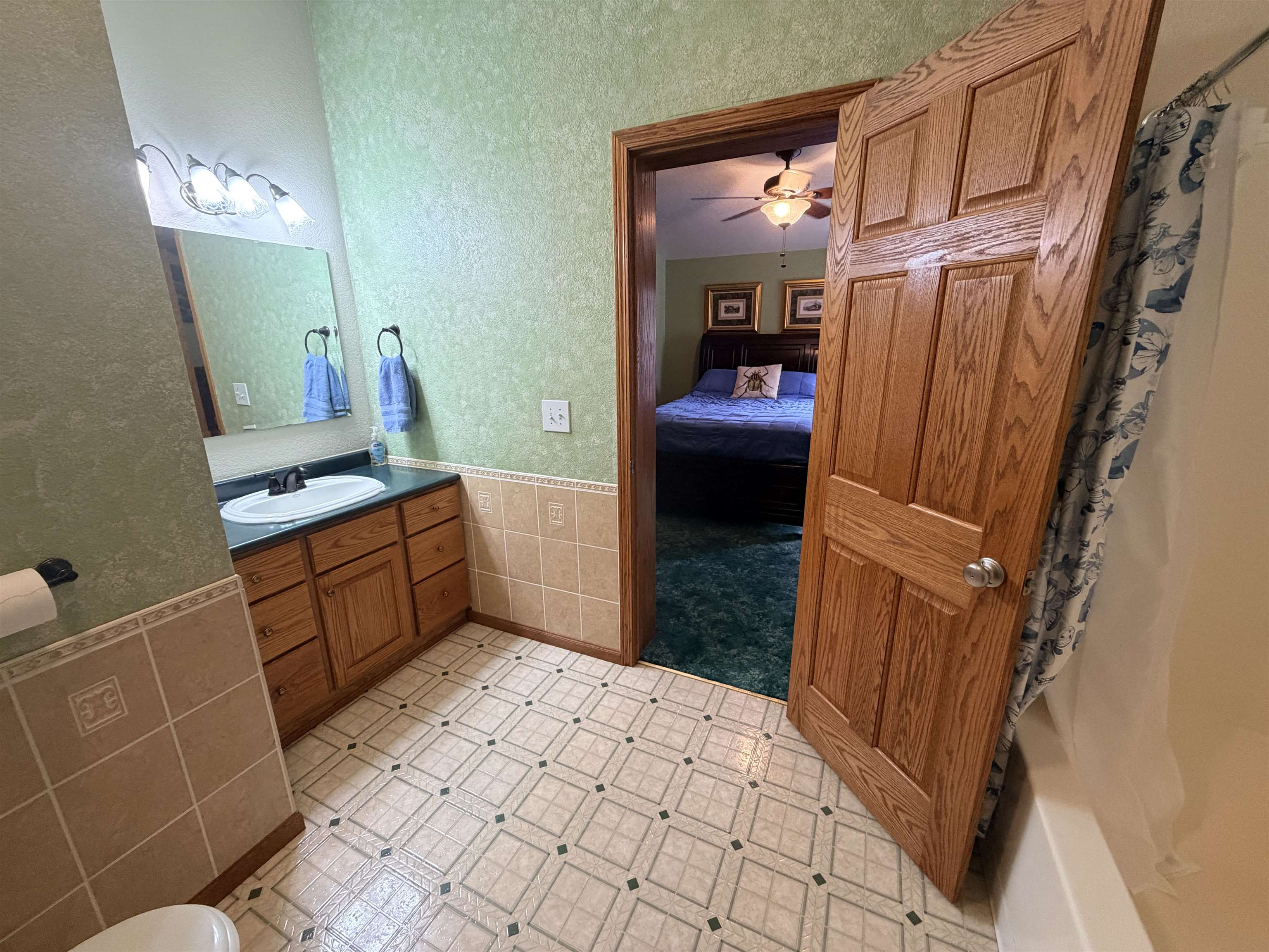 5504 SW Ridgecrest Circle