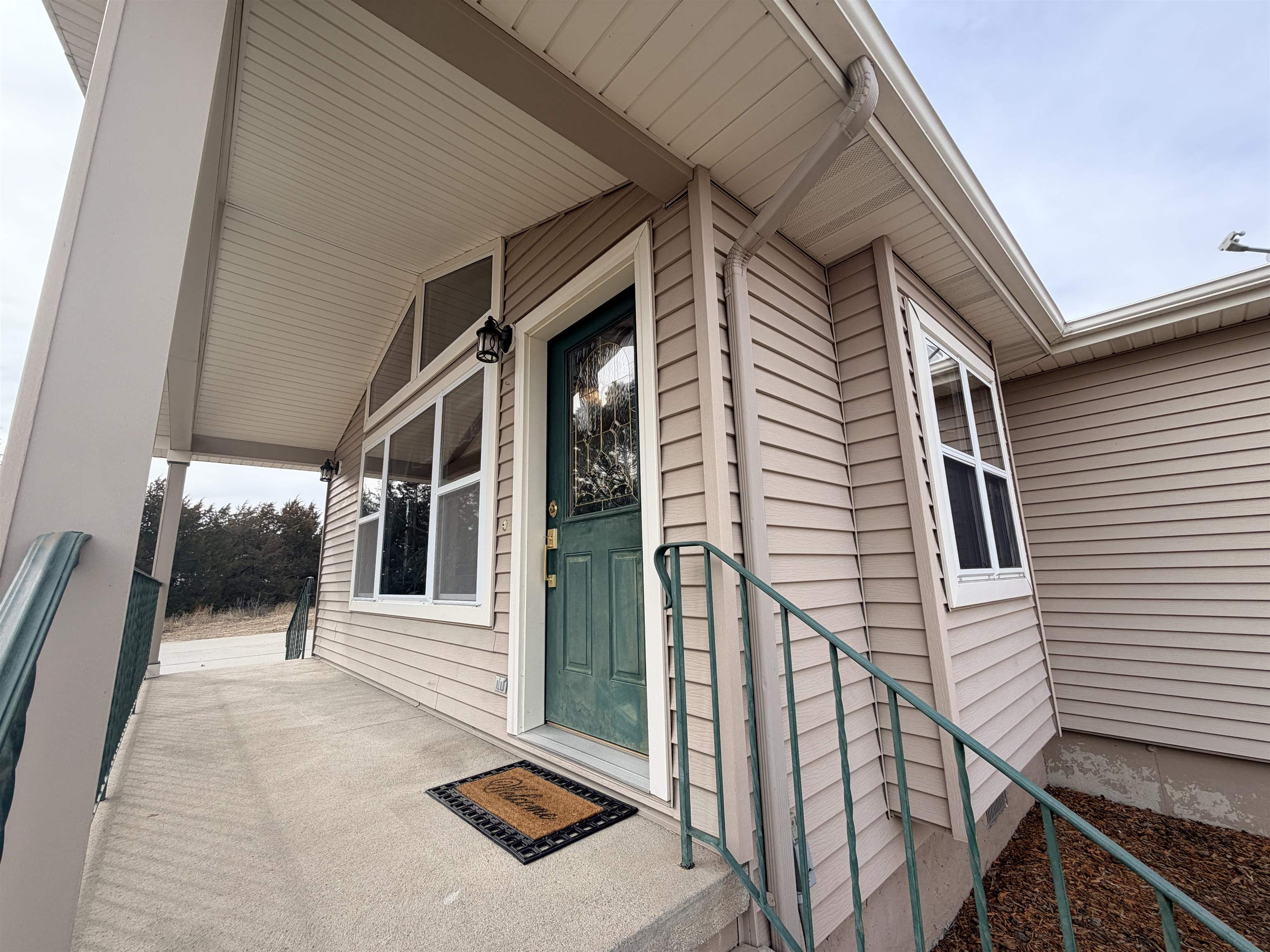 5504 SW Ridgecrest Circle