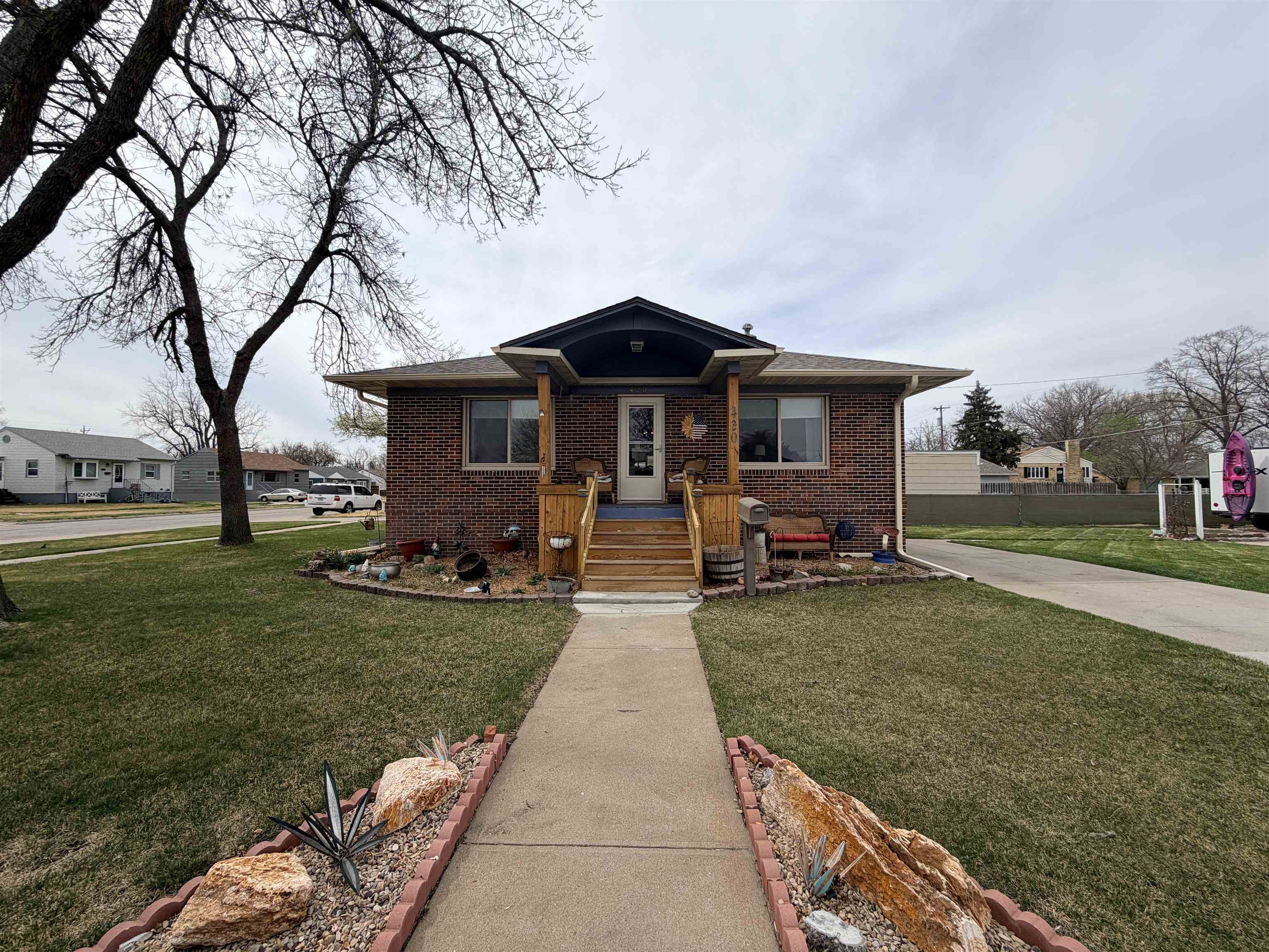 420 S Lincoln Avenue