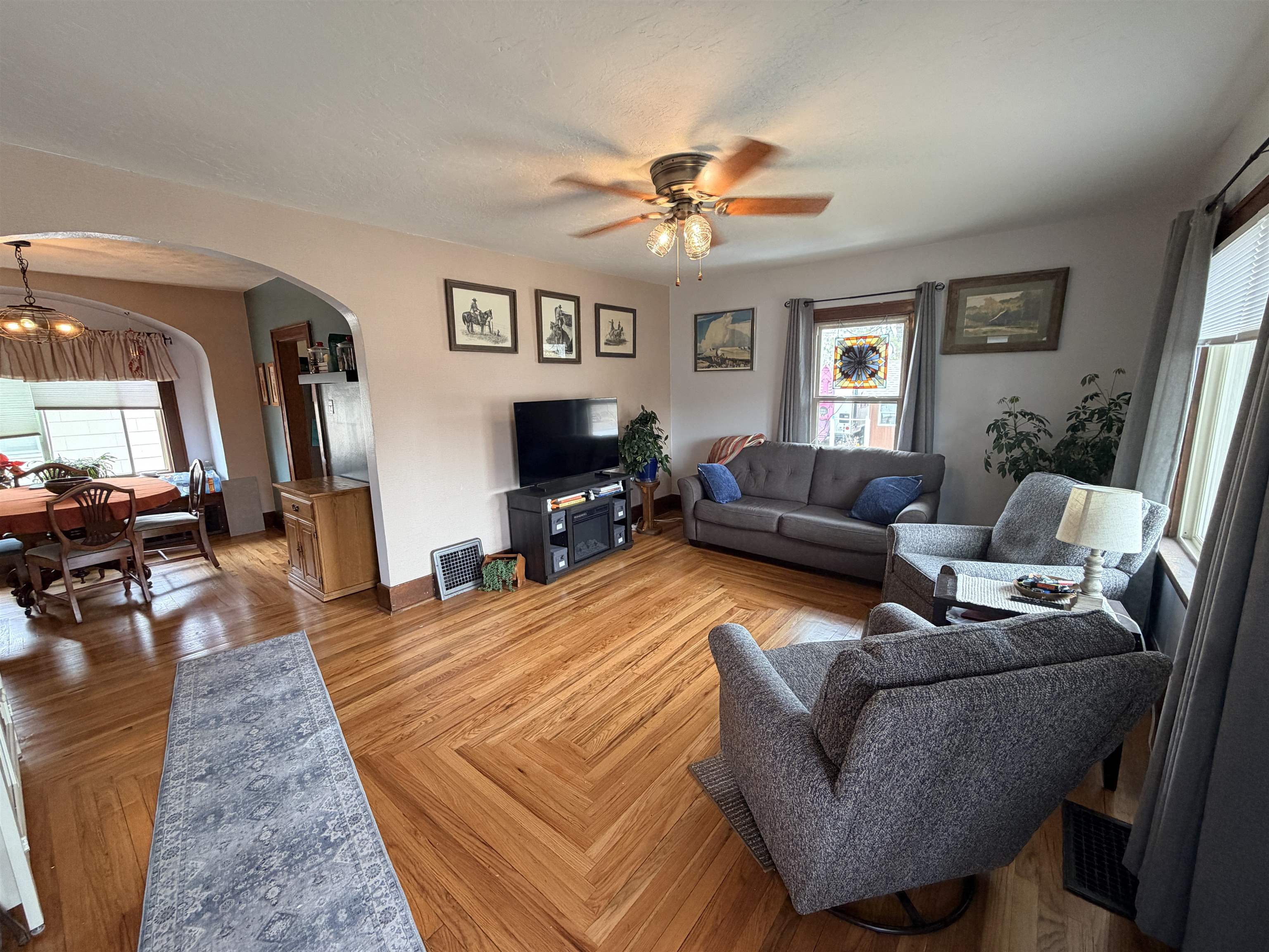 420 S Lincoln Avenue