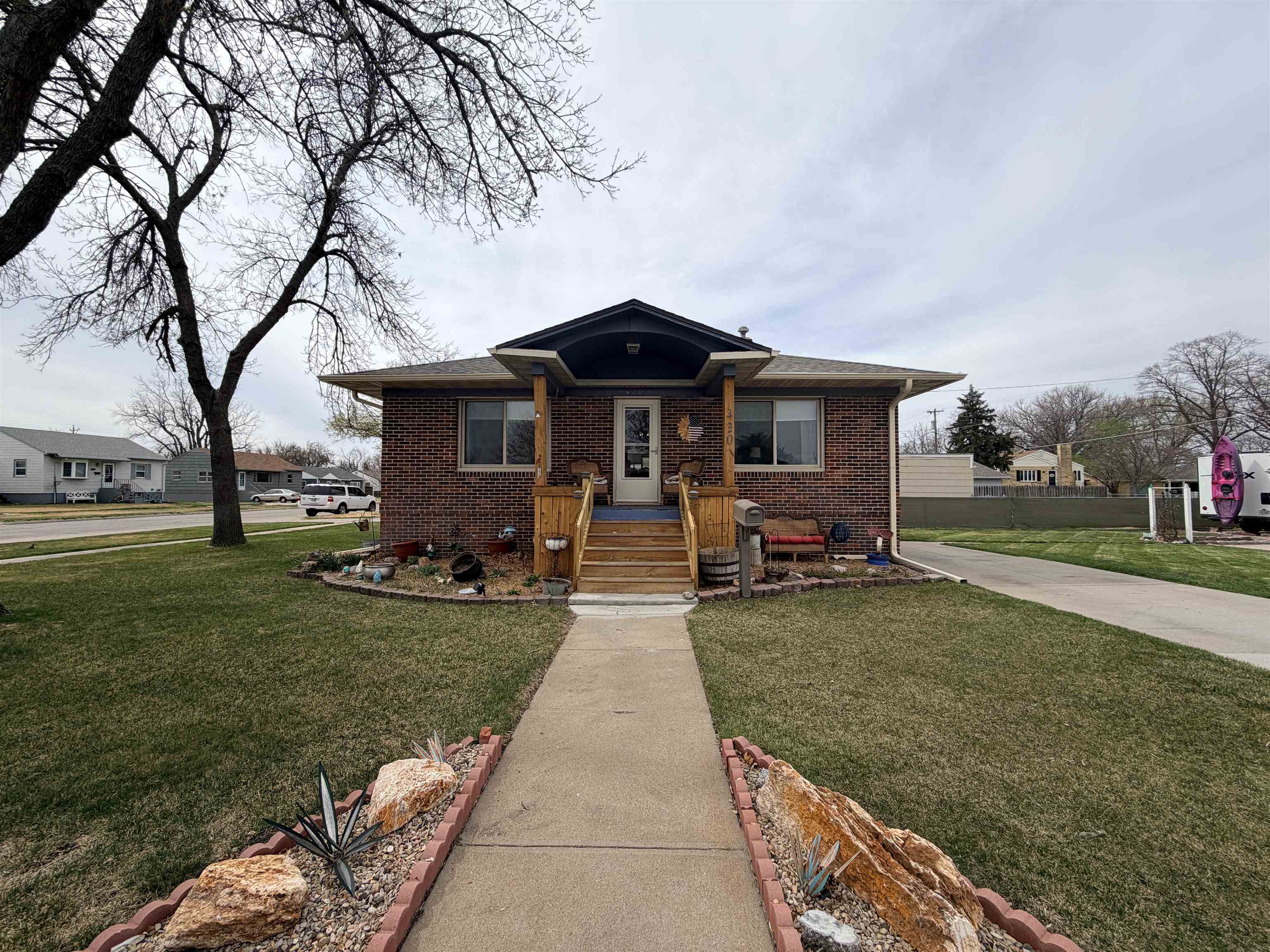 420 S Lincoln Avenue