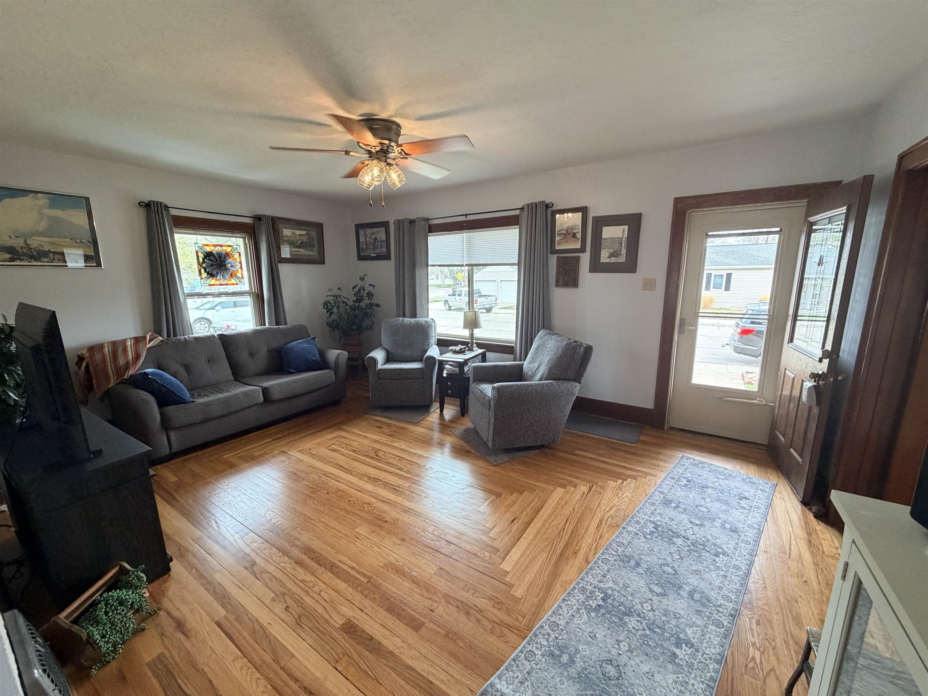 420 S Lincoln Avenue