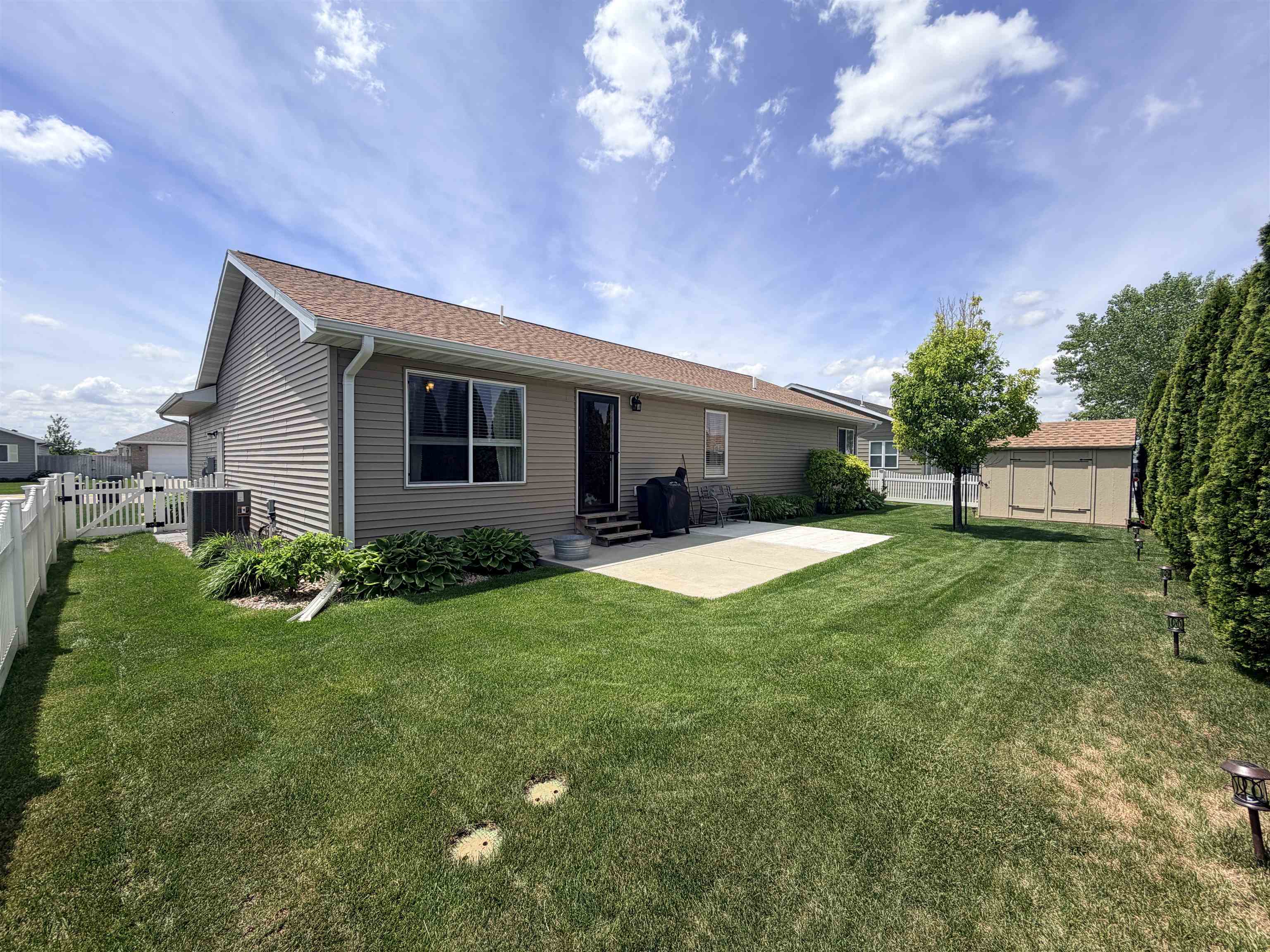 3917 W Park Drive
