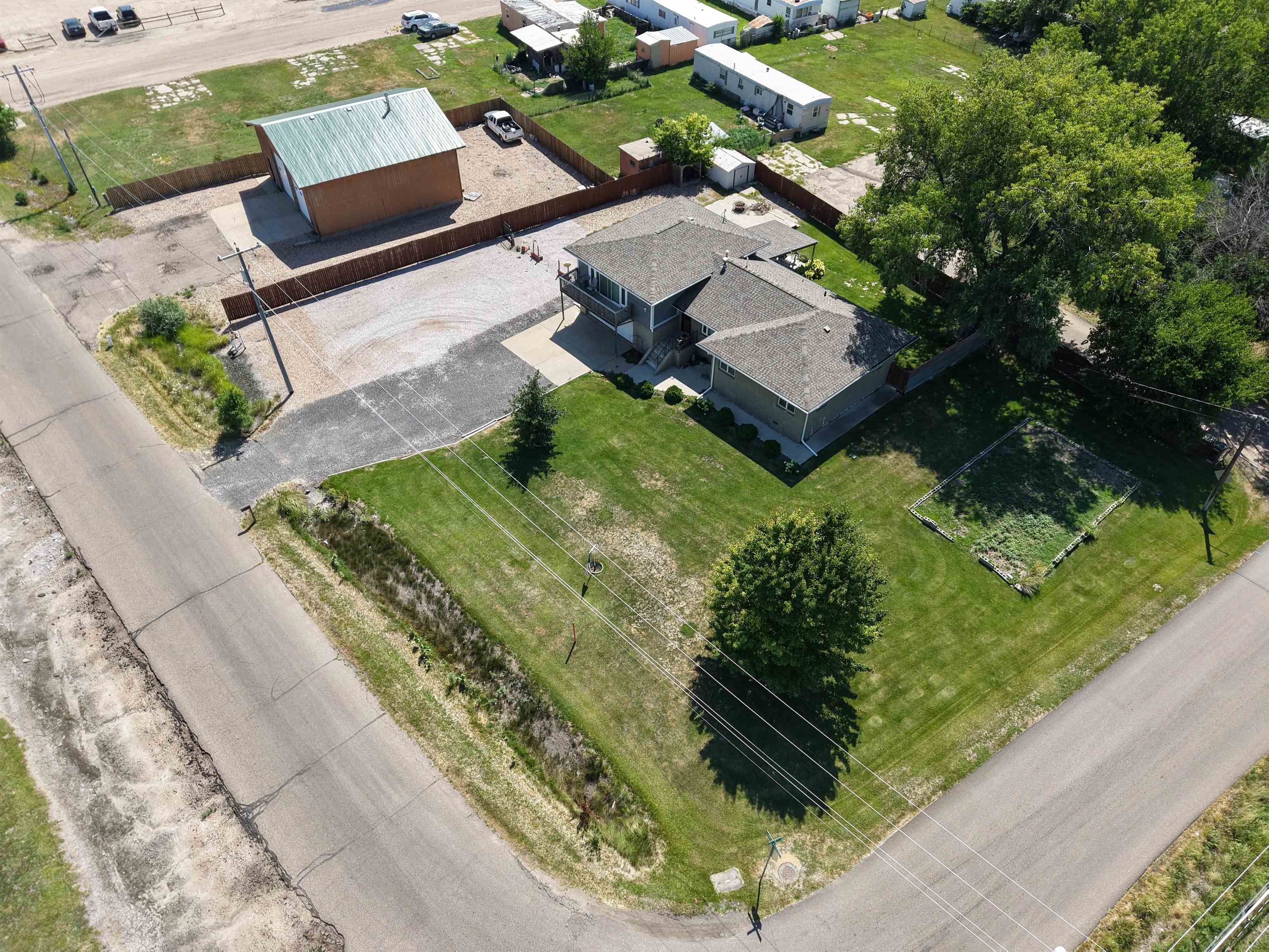 520 N Bicentennial Ave