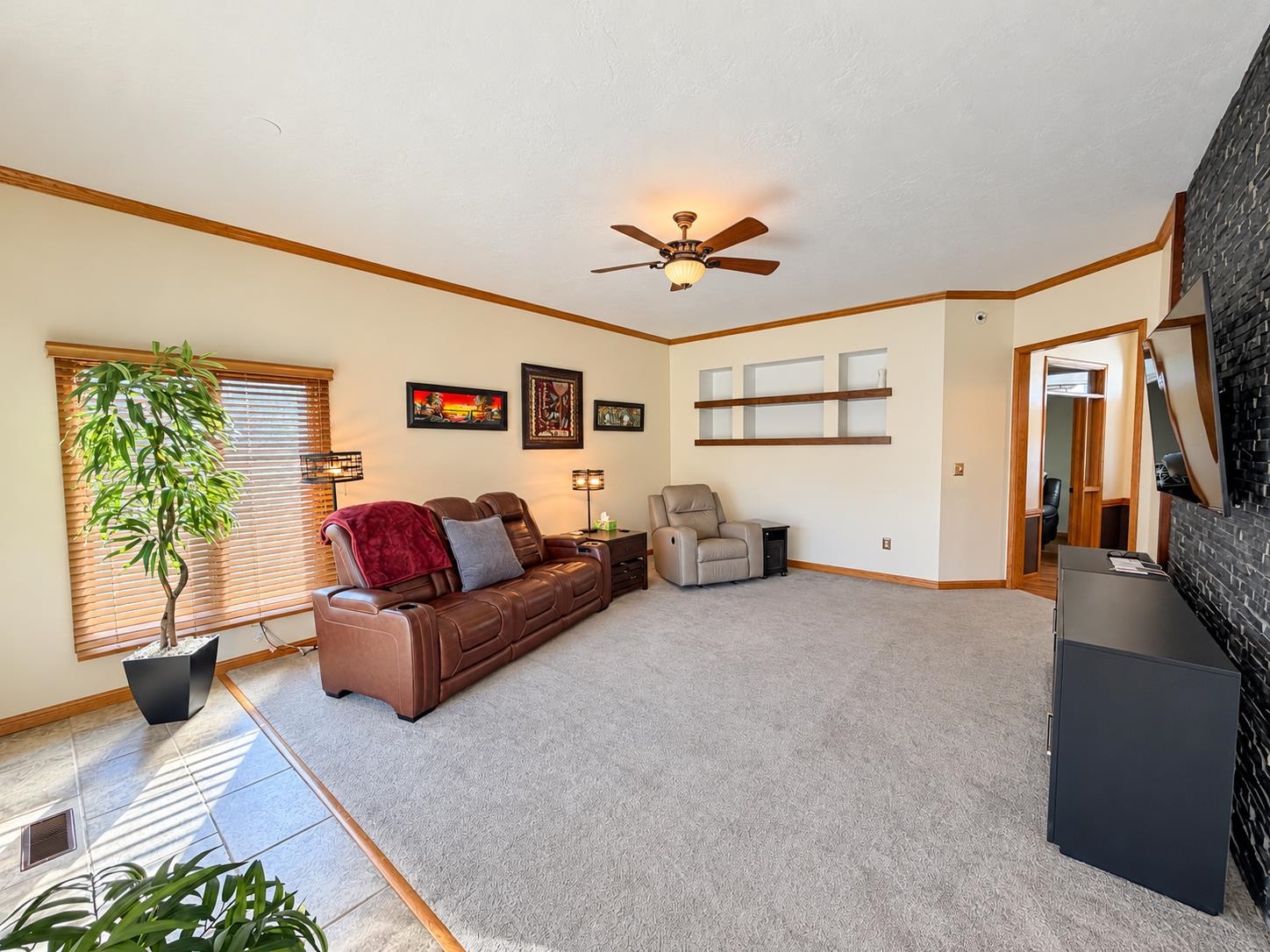 4021 Aspen Drive