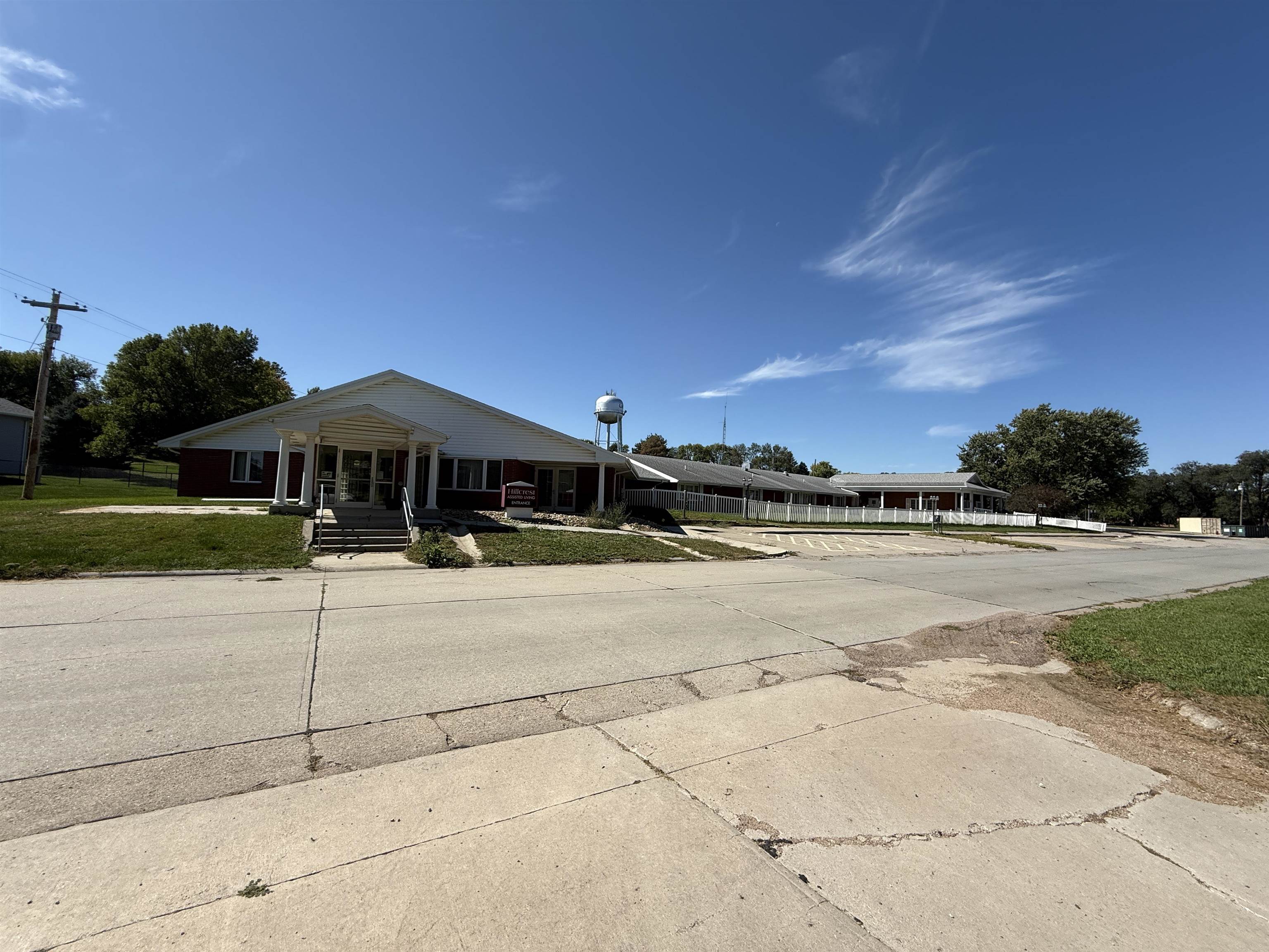 702  Cedar Ave