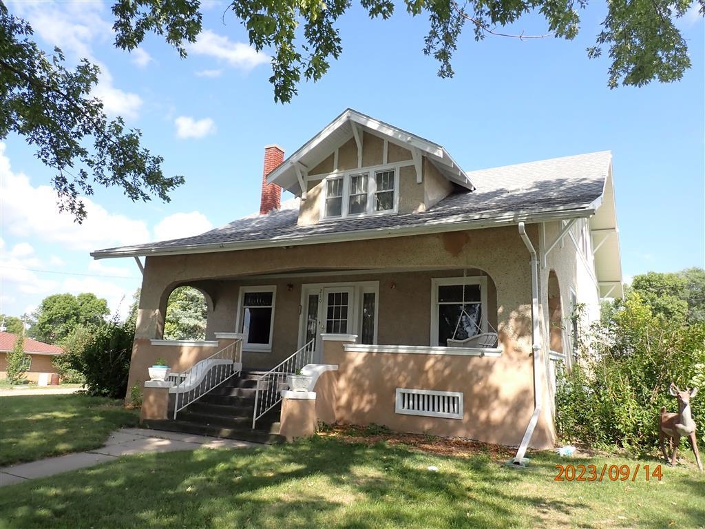 210 E Marguerite St.