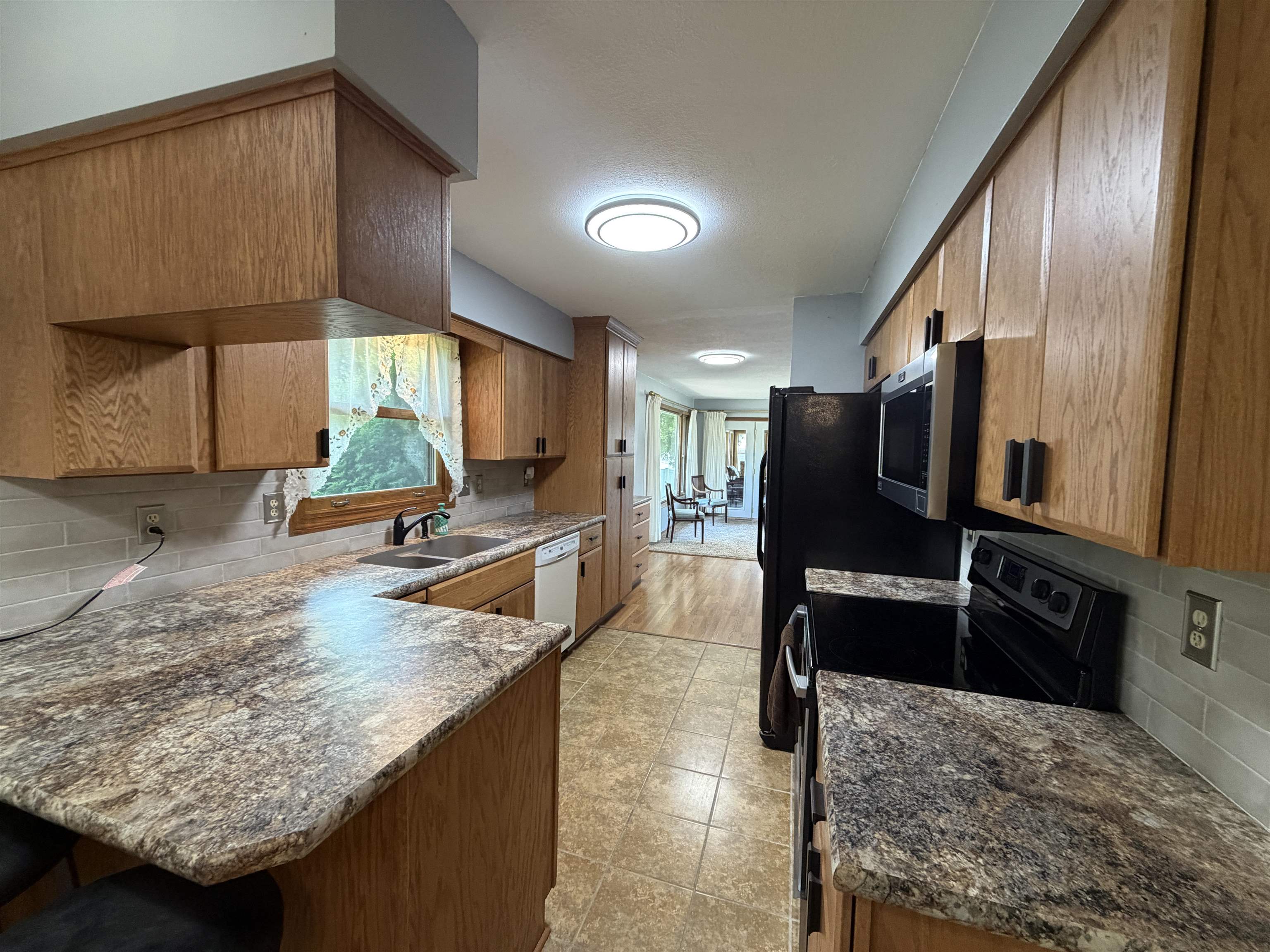 2704 W Prospect - Photo 11
