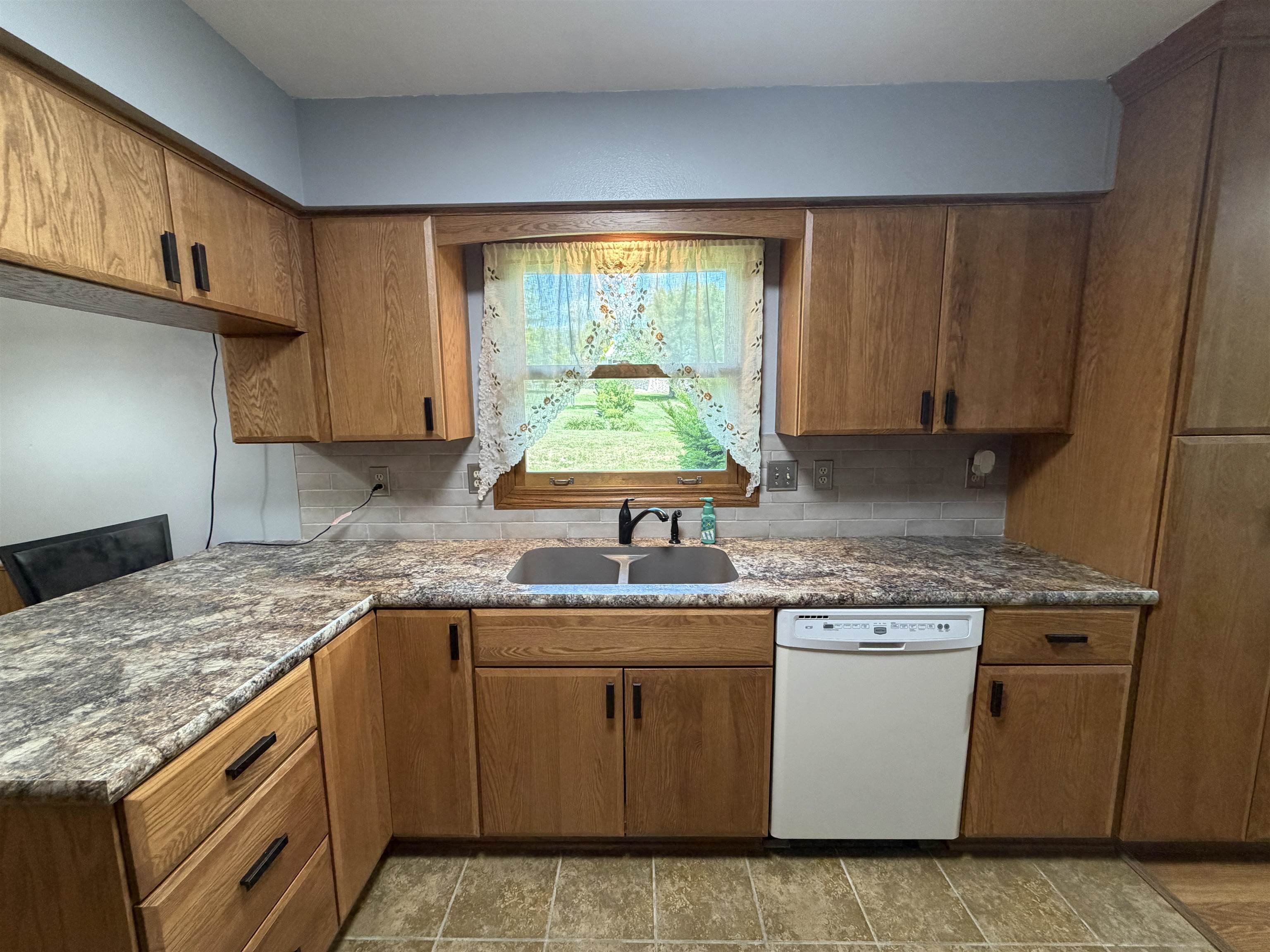 2704 W Prospect - Photo 9
