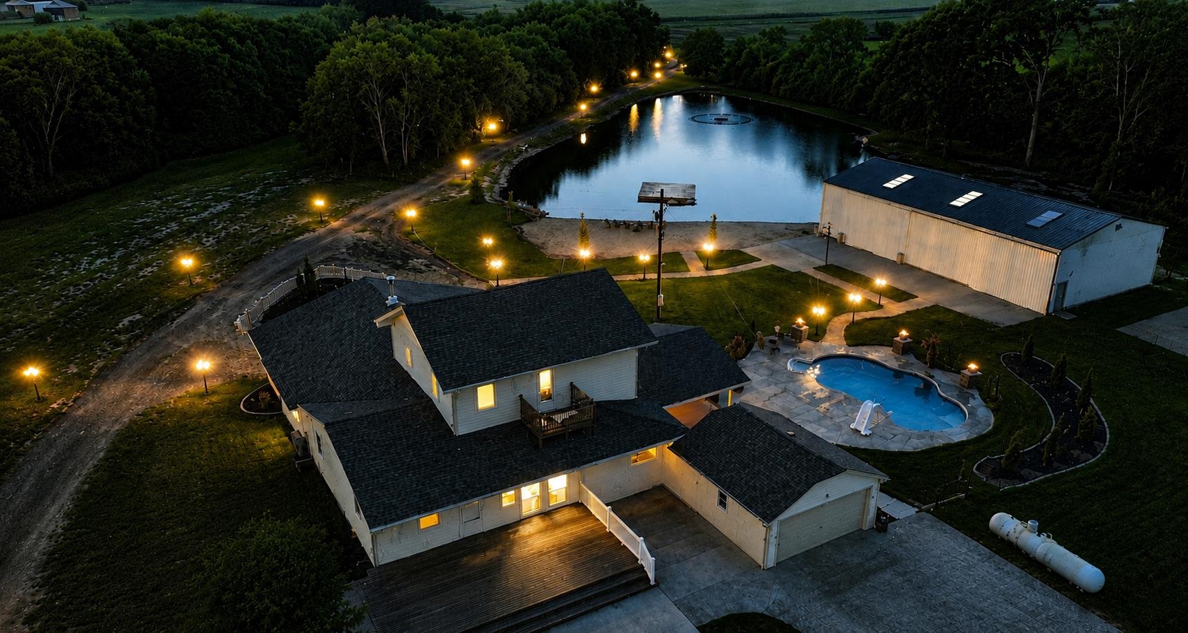 ACREAGES & LAND