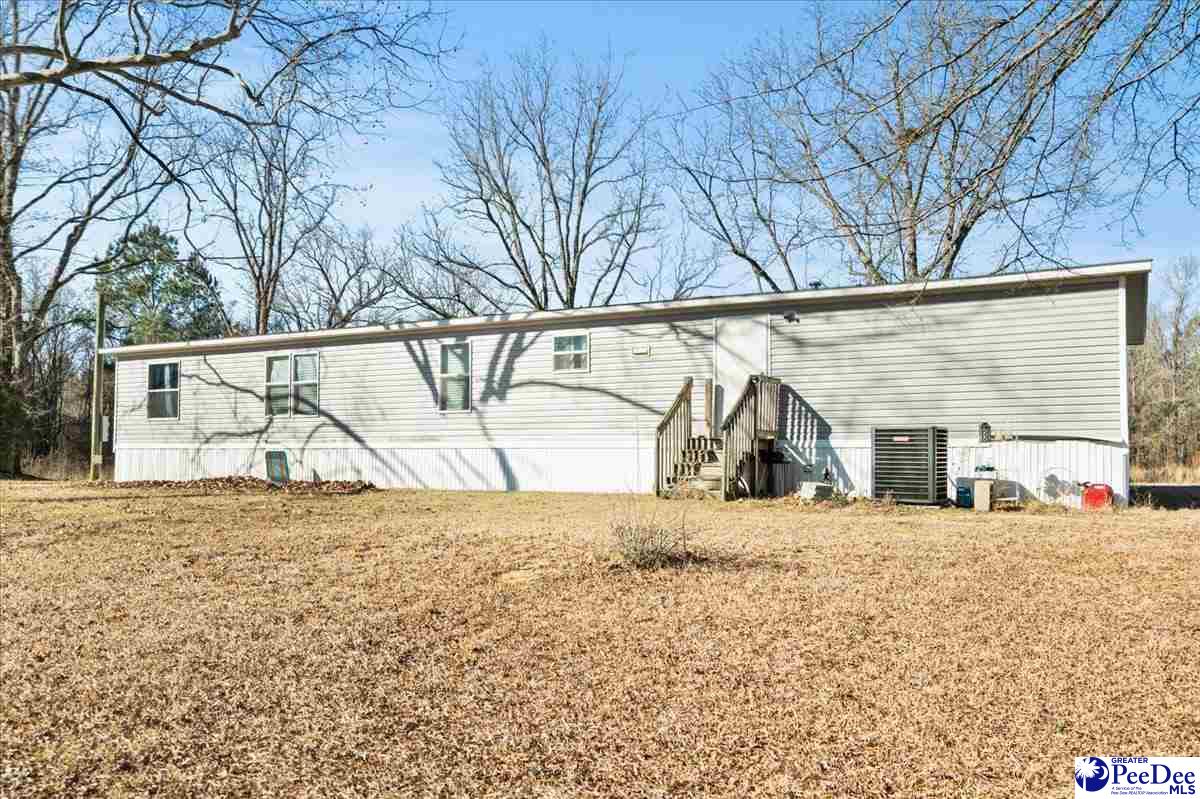 102 Dolly Moore Lane