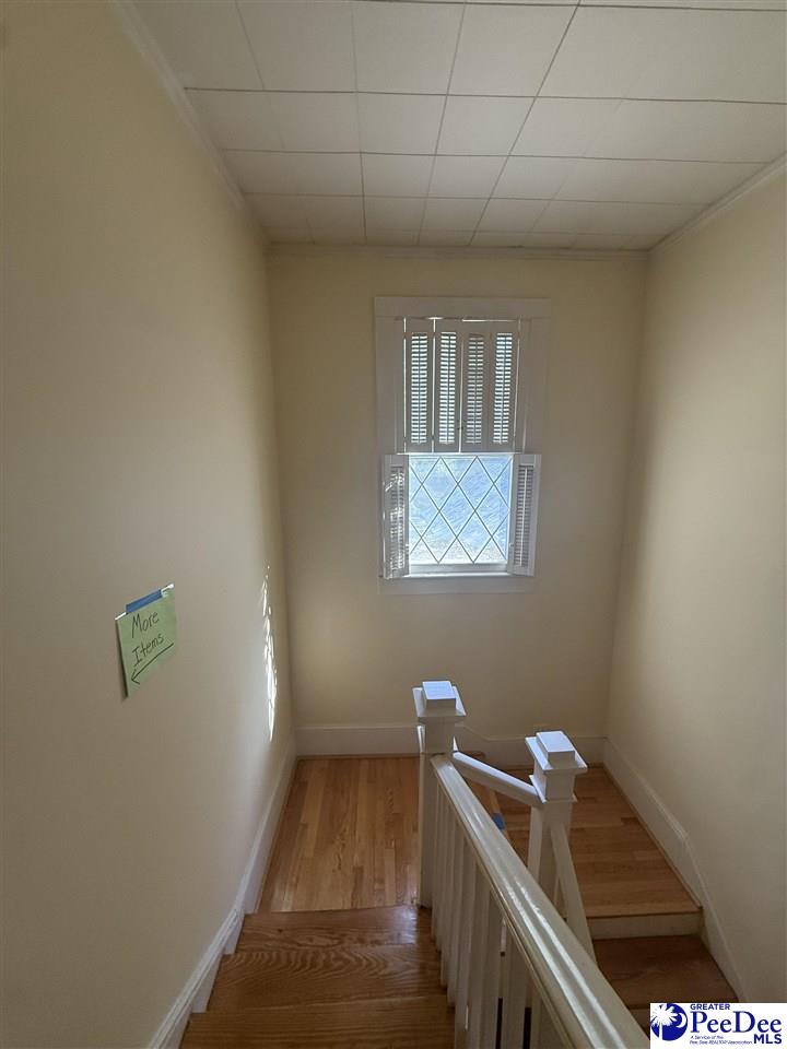 406 E Main St