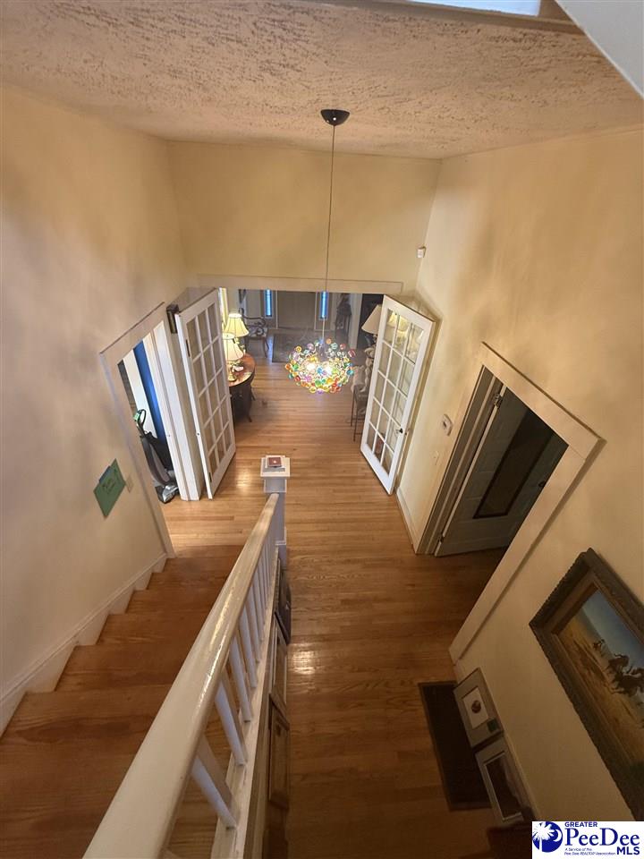 406 E Main St