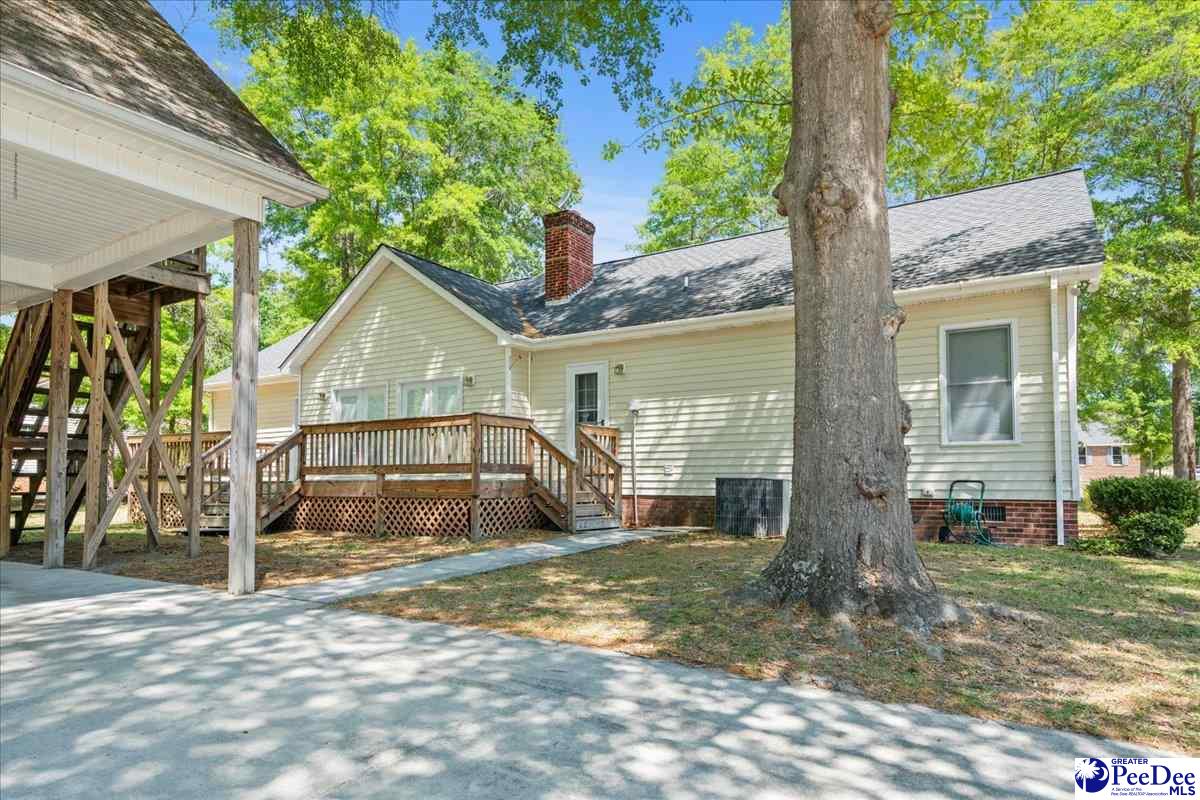 570 Coach Rd