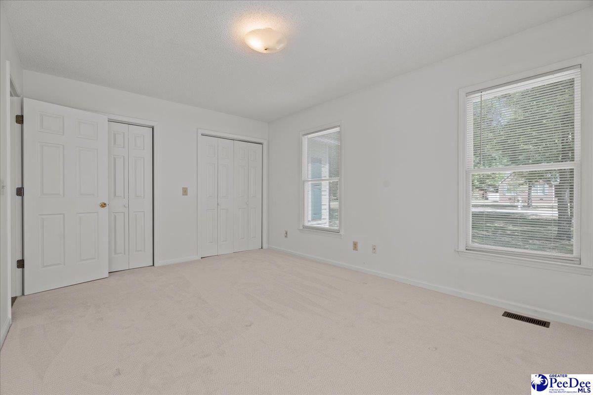 570 Coach Rd