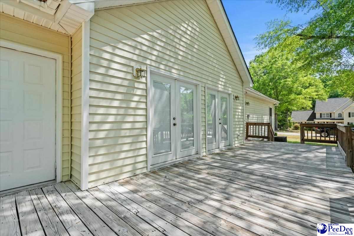 570 Coach Rd