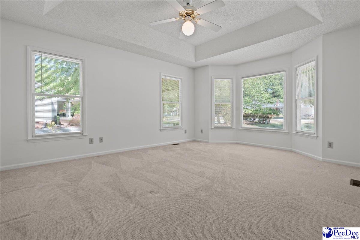570 Coach Rd